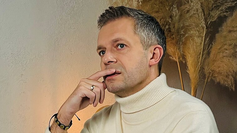 Rašytojas, laidų vedėjas Andrius Tapinas: niekada nekalbu apie jausmus, nes nemoku