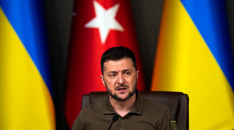 Turkija siūlosi surengti Rusijos ir Ukrainos taikos derybas: Zelenskis tvirtina – su agresoriais nediskutuos