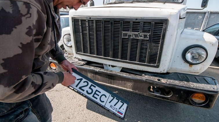 Baigiantis perregistravimo terminui, Lietuvoje dar gali būti apie pusšimtis rusiškų automobilių