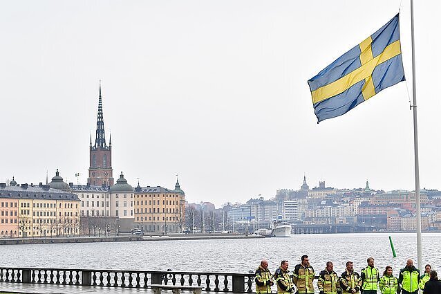 Švedija ruošiasi totalinei gynybai: vienas iš trijų švedų jau galvoja, kuo reiktų apsirūpinti karo atveju