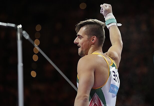 Baku pasaulio taurėje auksu pasidabino gimnastas Robertas Tvorogalas: tai – tvirtas žingsnis olimpinių žaidynių link