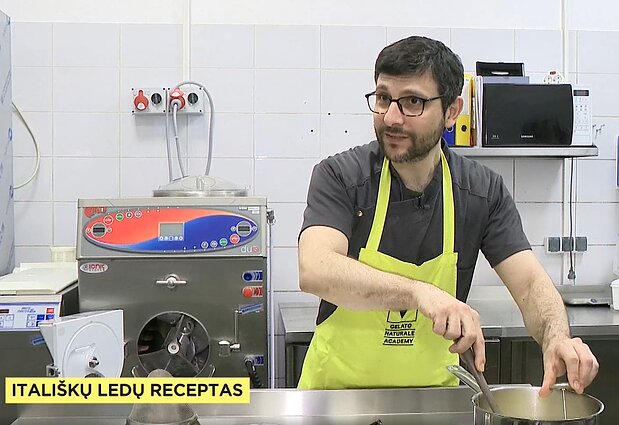 A. D'Andrea gamina plikyto kremo su vanile ledus