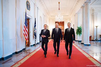 Spotkanie Joe Bidena z Andrzejem Dudą i Donaldem Tuskiem