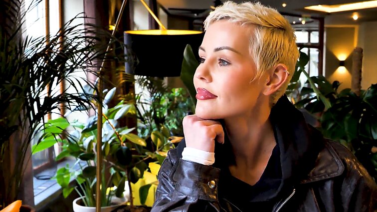 Nuomonės formuotoja Burlinskaitė: iš šalies gali atrodyti viskas gražu, bet jau ir nenoriu kalbėti apie savo ligą