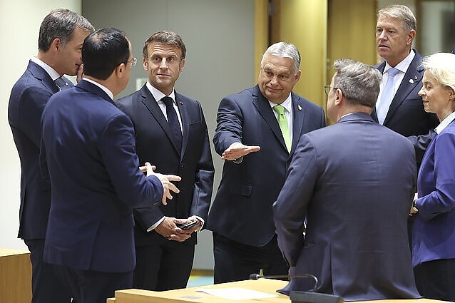 ES įveikė skilimą dėl pagalbos Ukrainai: preliminariai sutarė dėl 5 mlrd. kasmetinio fondo