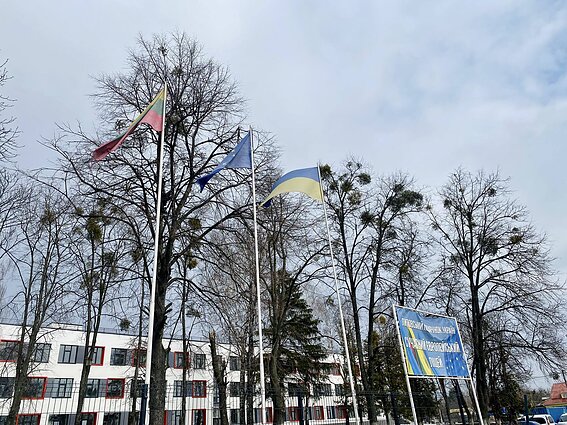 Литва відновлює зруйновану війною школу в Бородянці Литва відновлює зруйновану війною школу в Бородянці