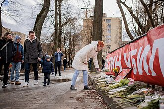 Per Rusijos prezidento „rinkimus“ prie Rusijos ambasados Vilniuje vyko protestas