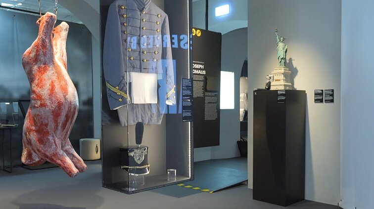 „Kad vieni kitus geriau pažintume“: parodų erdvėje – daugiau nei 100 metų Lietuvos migracijos istorijos