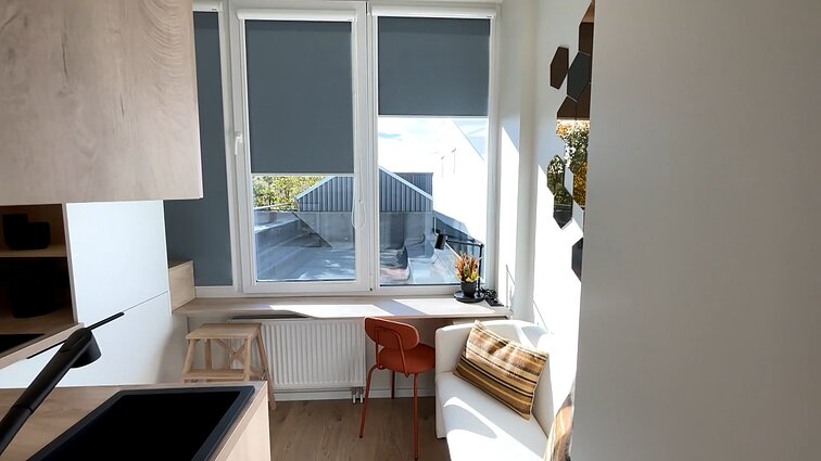 Kai tenka skaičiuoti kiekvieną centimetrą: 9,5 kv. metrų loftas ir iššūkiai jį projektuojant