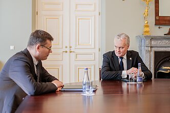 Gitanas Nausėda susitiko su Laurynu Kasčiūnu