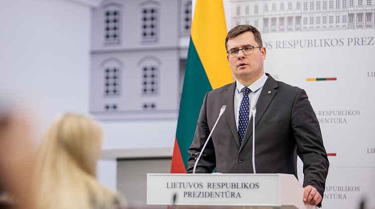 Išreiškė nerimą dėl Kasčiūno: į galios olimpą žengtų žmogus, garsus homofobiškomis ir rasistinėmis nuomonėmis