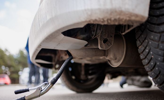 Paaiškino, kaip bus vykdoma automobilių taršos patikra keliuose: kokiais atvejais TA bus naikinama vietoje?