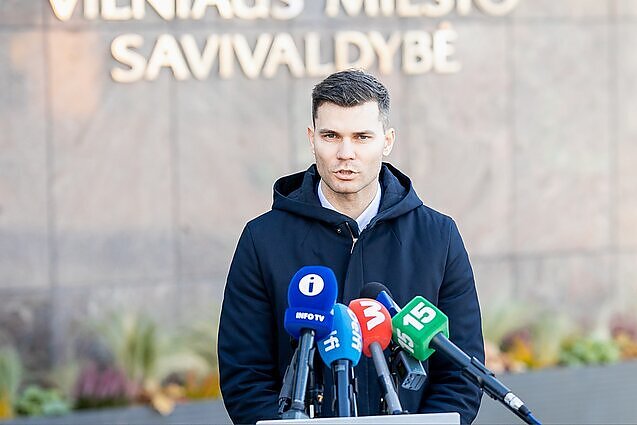 Vietoj kalinimo – apykojė: dėl 40 mln. eurų pasisavinimo įtariamą Stepukonį teismas paleidžia į laisvę