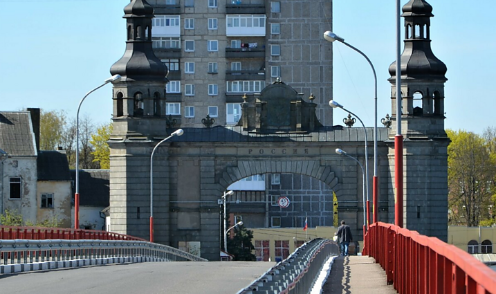 Ir per karą lietuviai traukia į Rusiją – pėstute kasdien į Kaliningradą keliauja apie 100 žmonių
