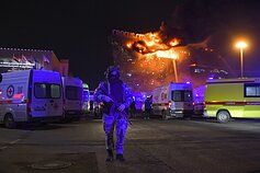 Maskvos koncertų salėje po išpuolio kilo gaisras