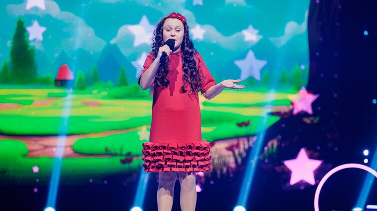 Dainų dainelė 2024. Adelė Poškutė – „Kiek sveria peteliškė“