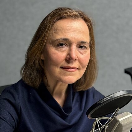 Pažinimai. Reda Sutkuvienė: mačiau, kaip žmonės prisikelia iš juodžiausių duobių, jei tik yra, kas jais tiki