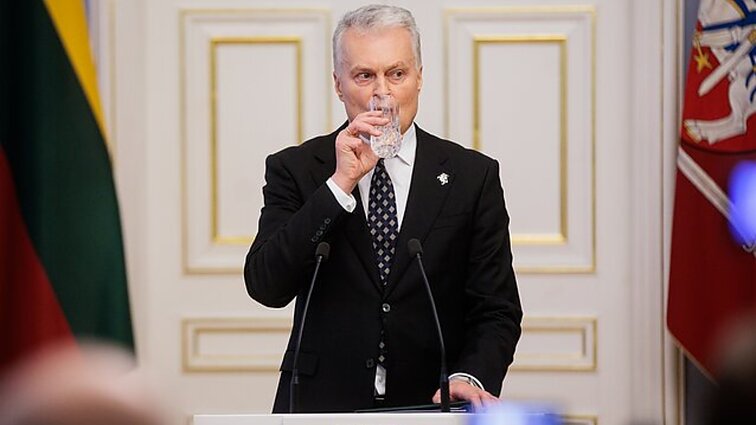 Nausėdos reakciją į komisijos išvadas aptaręs Bruveris: įtarimų šešėlis prezidentui nereiškia antpuolio prieš valstybę