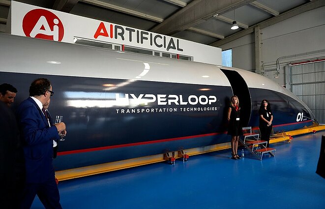 Mokslininkai Nyderlanduose siekia ateities transporto proveržio: „Hyperloop“ numato keliones vamzdžių tinklu