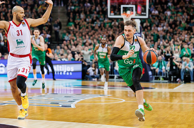 Įspūdingas „Žalgirio“ finišas – tritaškis, dėjimas ir sirgalių euforija