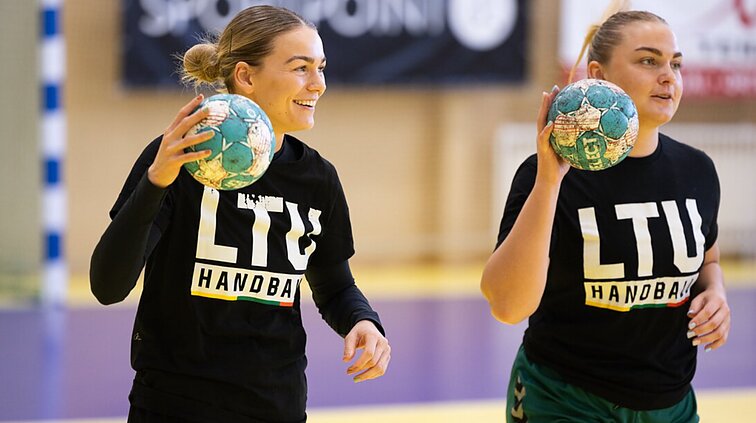 Lietuvos moterų rankinio rinktinė pradėjo pasirengimą kovoms dėl kelialapio į Europos čempionatą
