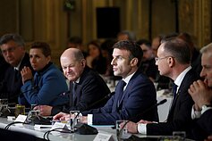 Vasario 26 d. Paryžiuje surengta konferencija dėl karo Ukrainoje