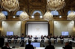 Vasario 26 d. Paryžiuje surengta konferencija dėl karo Ukrainoje