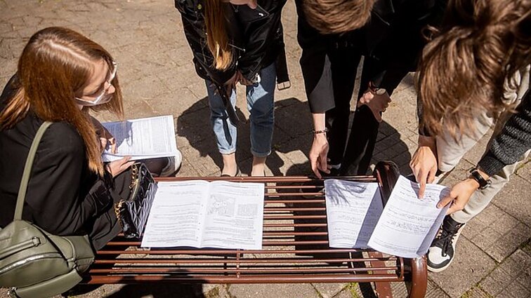 Vienuoliktokų tarpinius patikrinimus vadina spontanišku eksperimentu: praėjo skandalingai