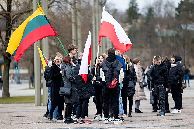 Tautinių bendrijų mokykloms trūksta vadovėlių: anot leidyklų, rinka per maža