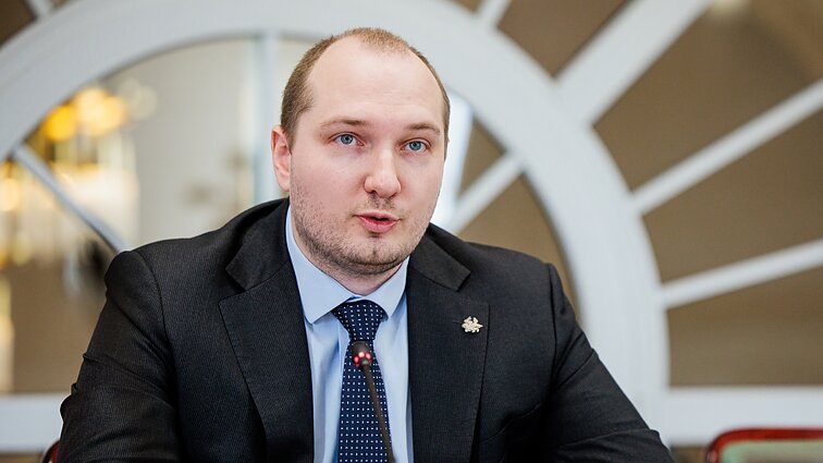 Ministro kėdę paliekantis Jakštas – apie paskutinį lašą, švietimo sistemos ateitį ir likimą politikoje