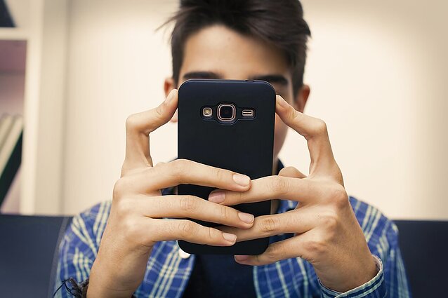 Grėsmės vaikų telefonuose: anot tyrėjų, tėvų priemonės ne visada tikslingos