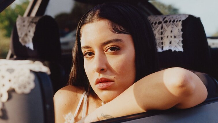 Graikija į „Euroviziją“ siunčia daugiakultūrinį skambesį mėgstančią Mariną Satti