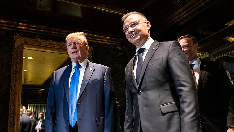 Bičiuliškus santykius demonstruojantys Duda ir Trumpas: drauge praleidome 4 puikius metus
