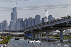Smarkaus lietaus sukeltas potvynis Dubajuje