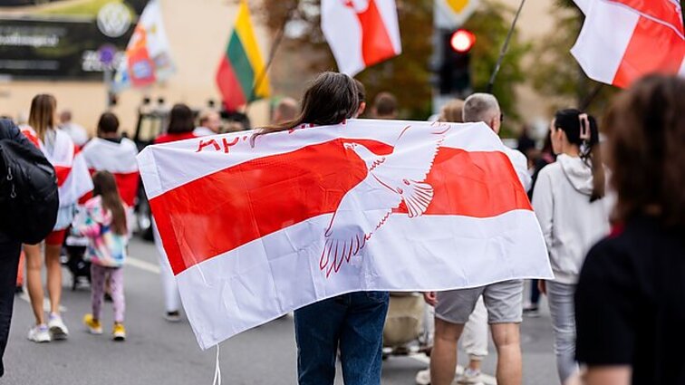 Seimas apsisprendė – baltarusių kelionės į tėvynę nebus ribojamos