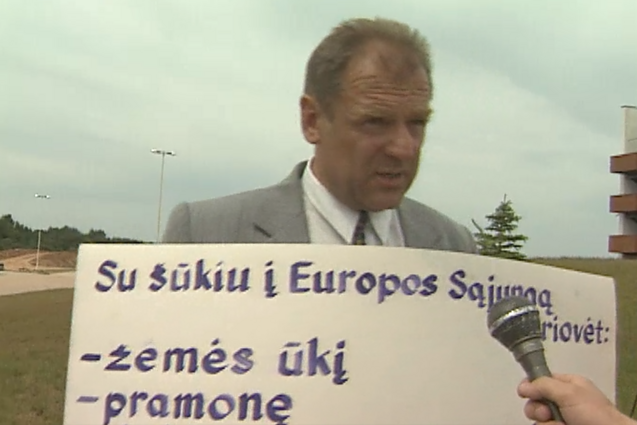 Rally against the shutdown of the Ignalina NPP in 2003