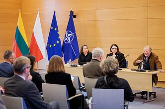 Dyskusja "Co powinni czynić Polacy i Litwini do 2050 roku?" Dyskusja "Co powinni czynić Polacy i Litwini do 2050 roku?"