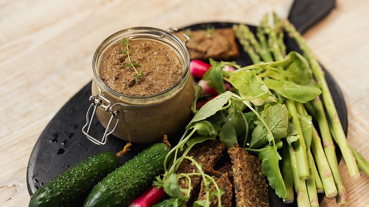 Supermaistas, kurio mums trūksta: vitaminų prisotinto jautienos kepenų pašteto receptas