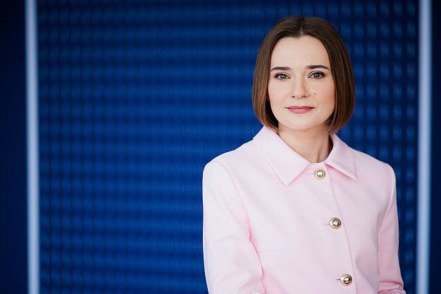 Panorama (su vertimu į gestų k.)