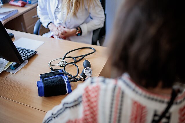 Kova su gydymo įstaigų pažeidimais: pateikė fiktyvias sąskaitas, reikalavo priemokų