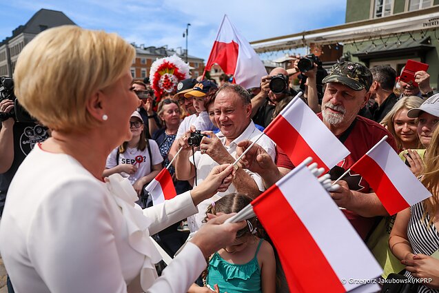 Para Prezydencka RP na obchodach Dnia Flagi RP oraz Dnia Polonii i Polaków za Granicą Para Prezydencka RP na obchodach Dnia Flagi RP oraz Dnia Polonii i Polaków za Granicą