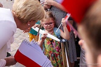Para Prezydencka RP na obchodach Dnia Flagi RP oraz Dnia Polonii i Polaków za Granicą Para Prezydencka RP na obchodach Dnia Flagi RP oraz Dnia Polonii i Polaków za Granicą