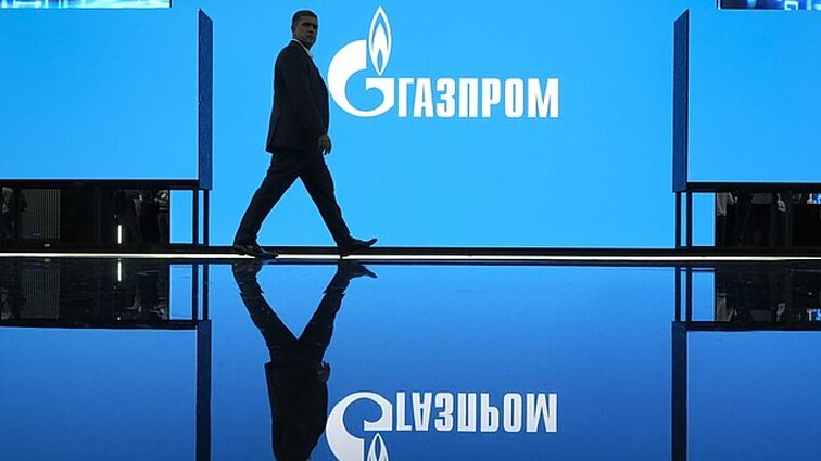 Rusijos milžinė „Gazprom“ pirmą kartą per 20 metų patyrė didžiulių nuostolių