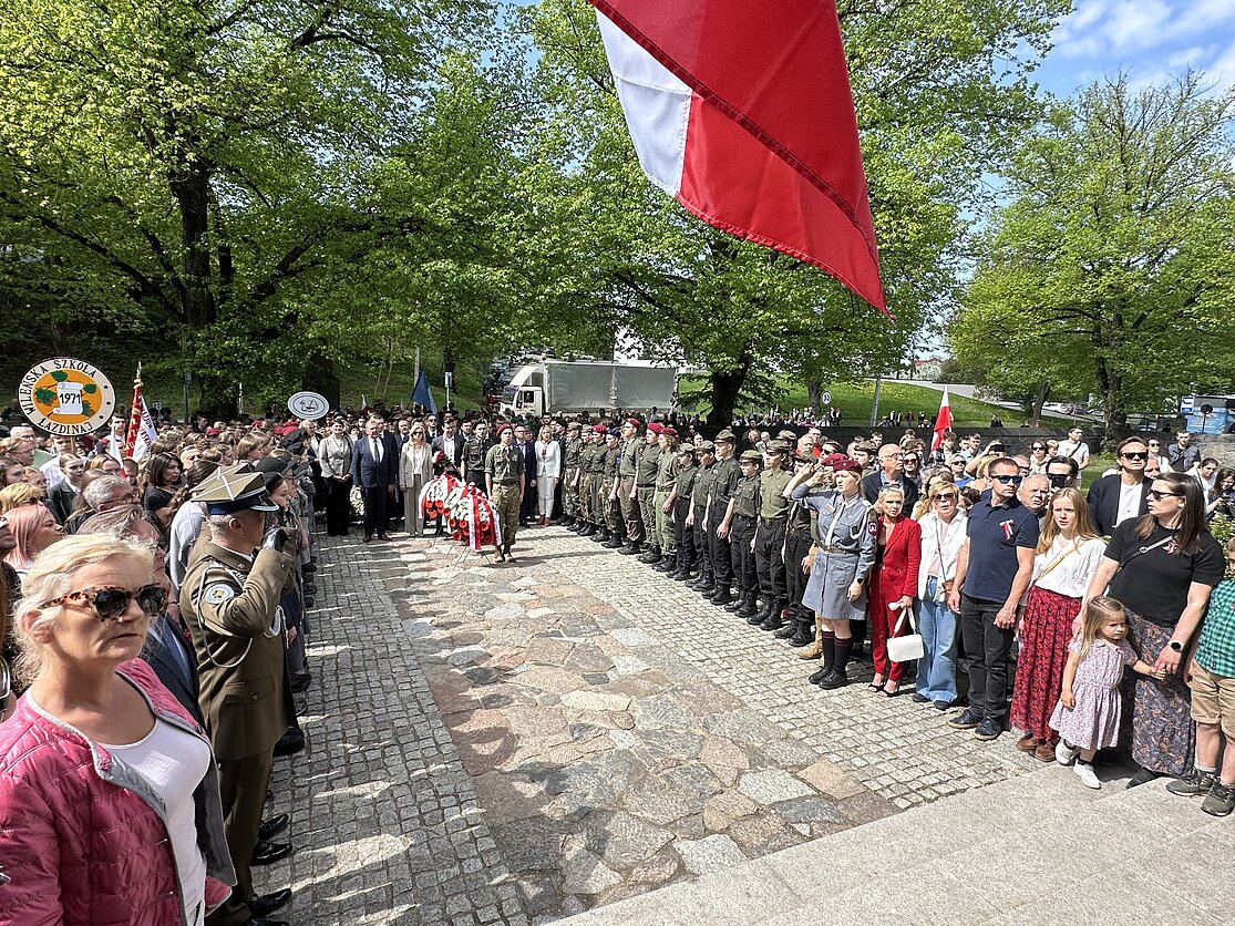 Obchody 3 maja na cmentarzu na Rossie Obchody 3 maja na cmentarzu na Rossie