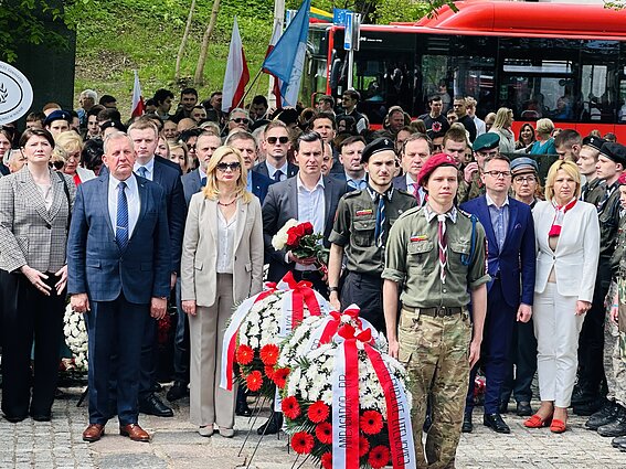 Obchody 3 maja na cmentarzu na Rossie Obchody 3 maja na cmentarzu na Rossie