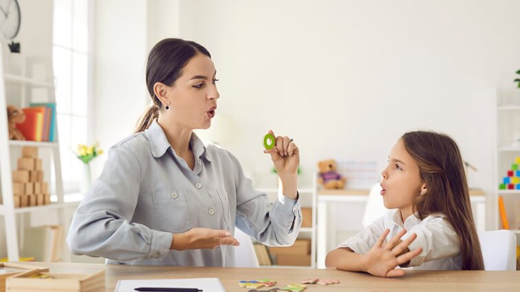 Vaikų kalbos sutrikimų daugėja, bet speciallistų gali tekti laukti ir kelis mėnesius