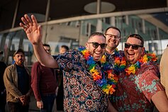 „Eurovizijos“ gerbėjai renkasi į areną „Eurovizijos“ gerbėjai renkasi į areną