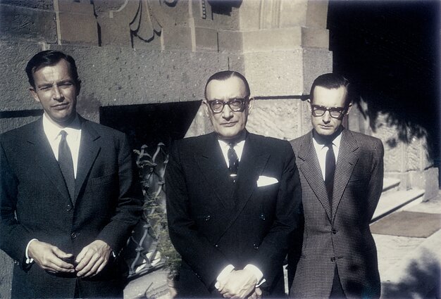 Diplomatų šeima Romoje: (iš kairės) Stasys Lozoraitis (jaunesnysis), Stasys Lozoraitis, Kazys Lozoraitis. Apie 1950 m.