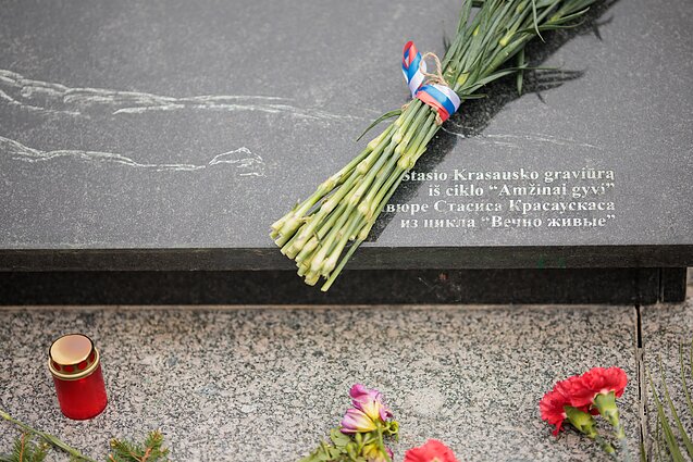 Gegužės 9-oji Antakalnio kapinėse 