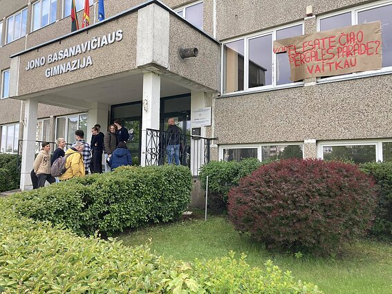 Eduardo Vaitkaus susitikimas Kauno gimnazijoje sukėlė moksleivių protestą